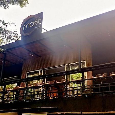 Moet Medellin Hotel Exterior photo